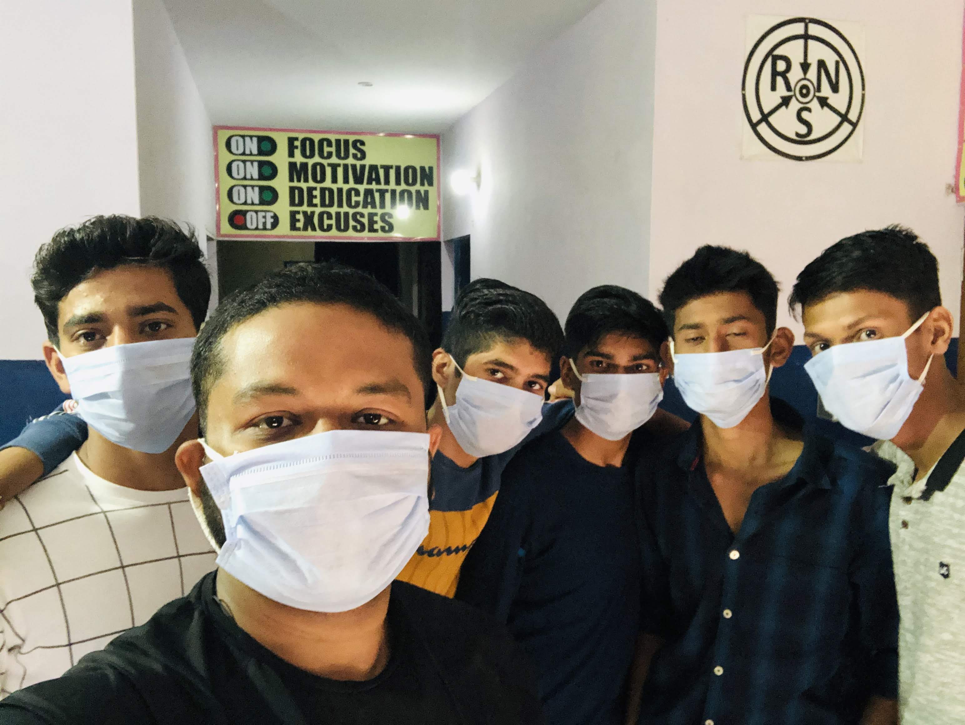RNS Coaching Center Gorakhpur Free Mask distribution